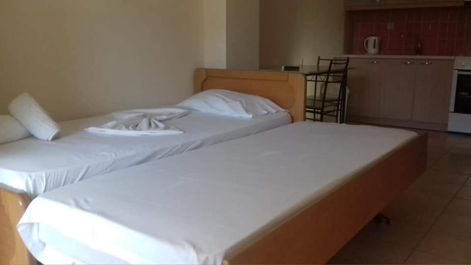 Piccadilly Aparthotel Alykes  Kamer foto